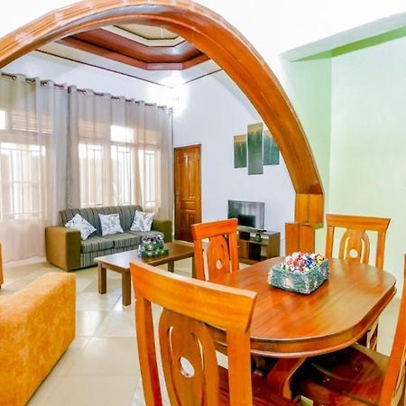 Da Vinci House Bed and Breakfast Kigali Exteriör bild