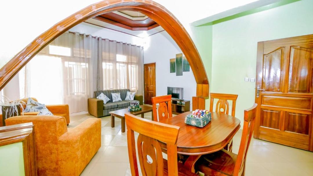 Da Vinci House Bed and Breakfast Kigali Exteriör bild