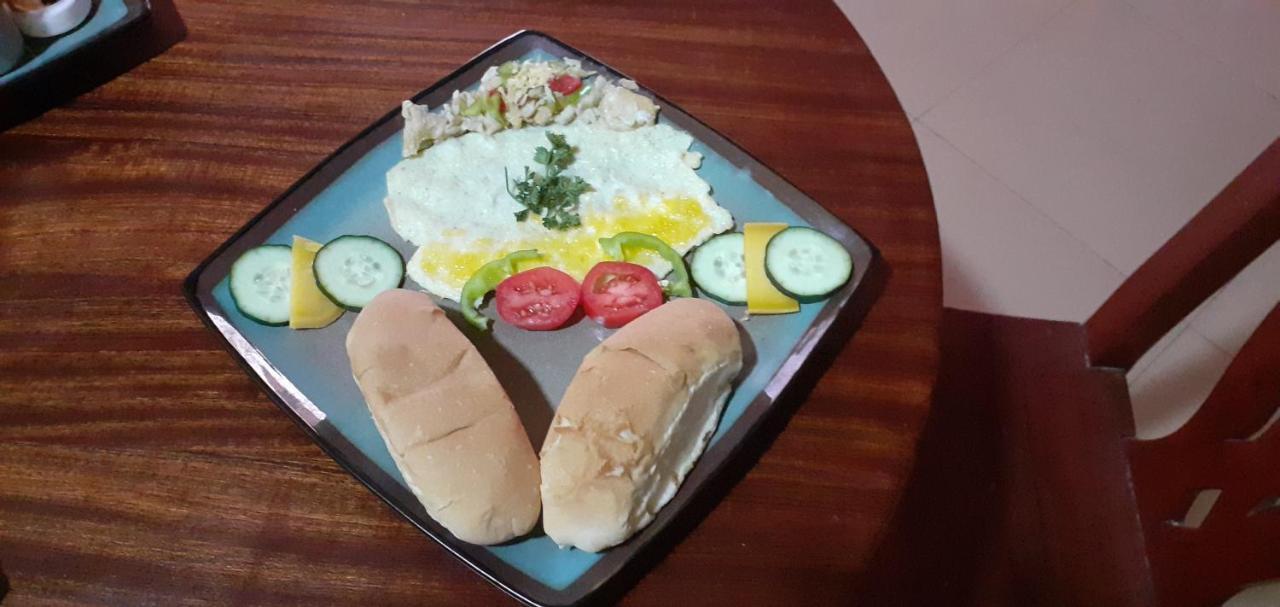 Da Vinci House Bed and Breakfast Kigali Exteriör bild
